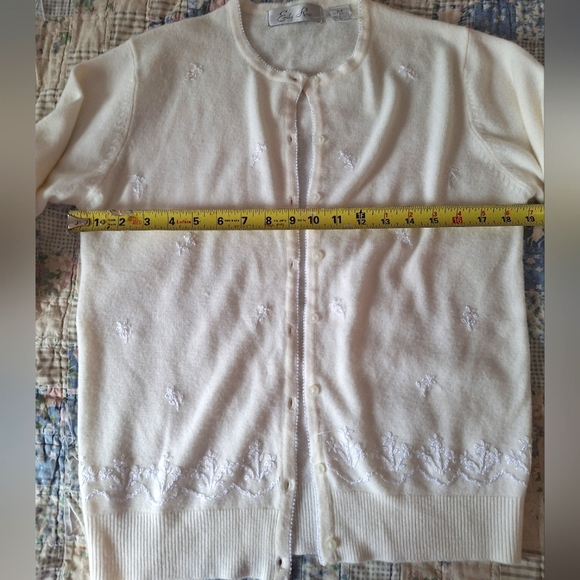 Emily Rose Button down Cardigan, embroidered and pearl beads - Picture 13 of 16